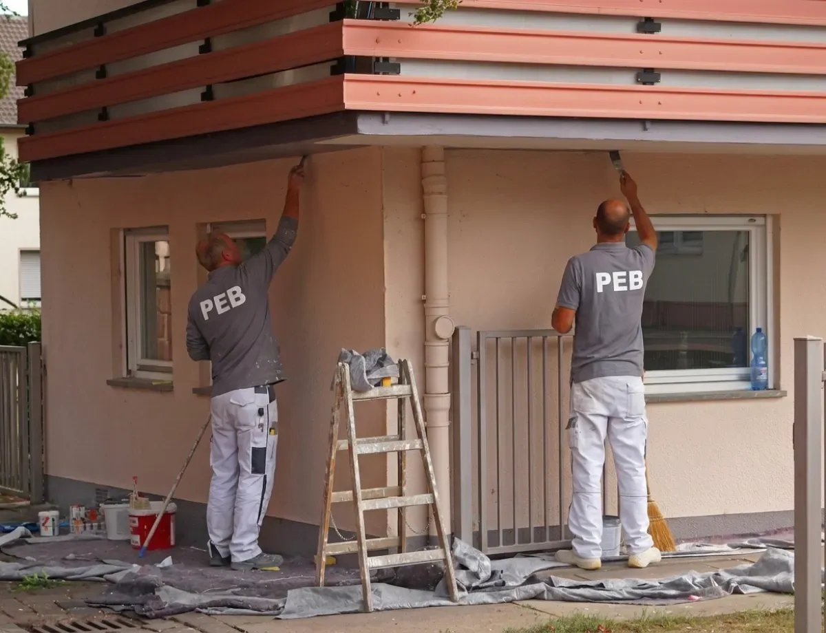 Peinture de portail et grille à tours
